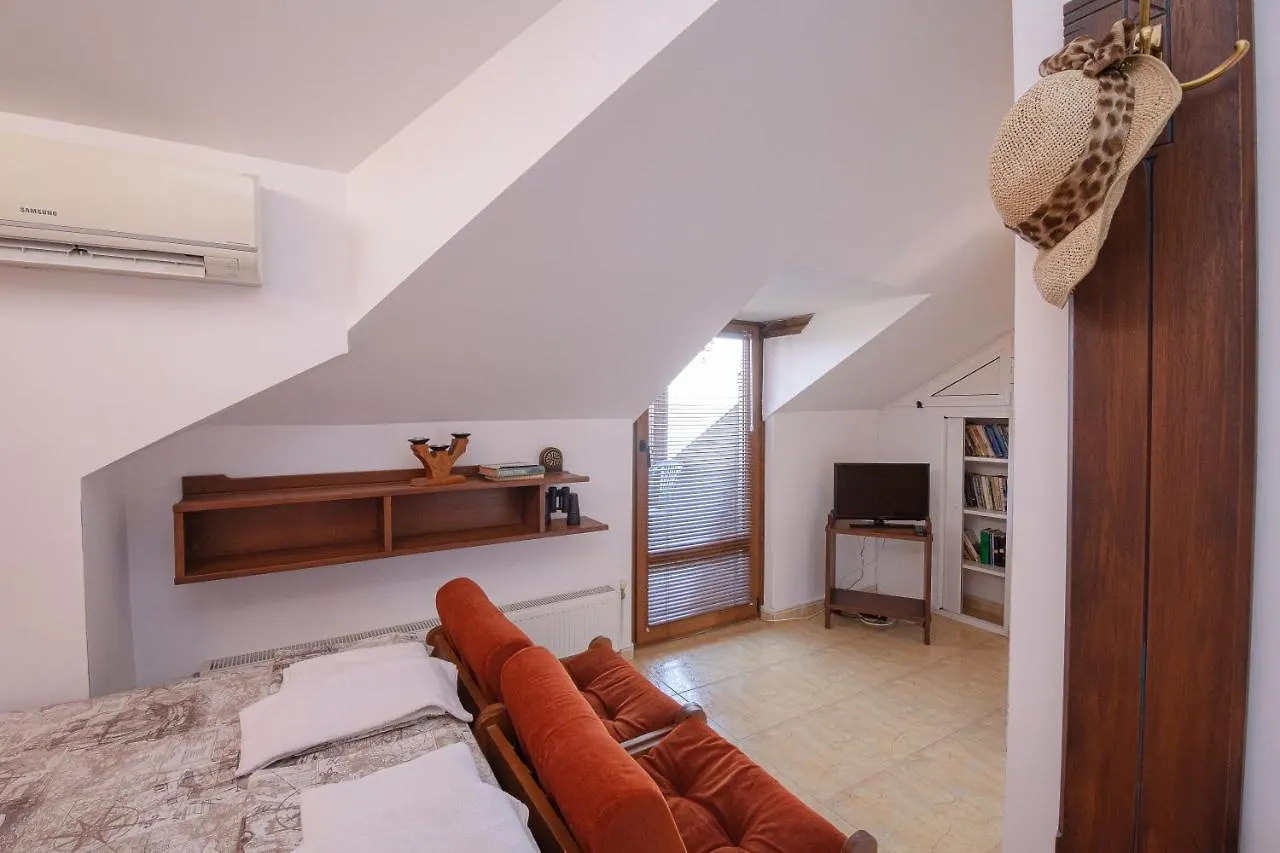 Guest House Doctor'S House Sozopol 3*,